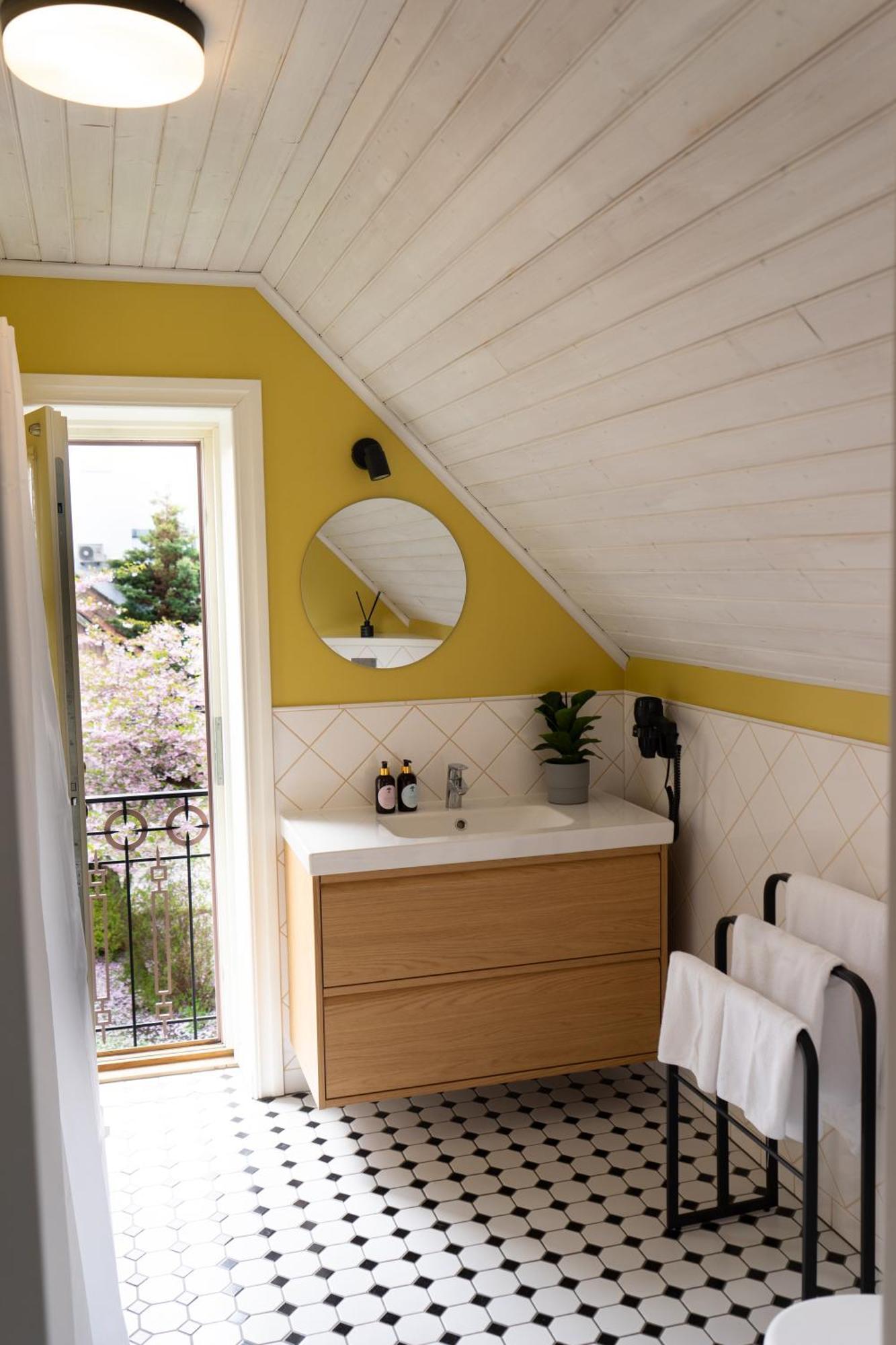 Vanalinna Boutique Hotel Kuressaare Bagian luar foto