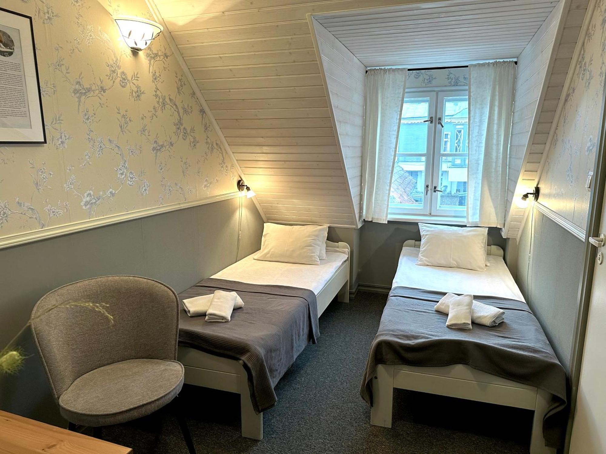 Vanalinna Boutique Hotel Kuressaare Bagian luar foto