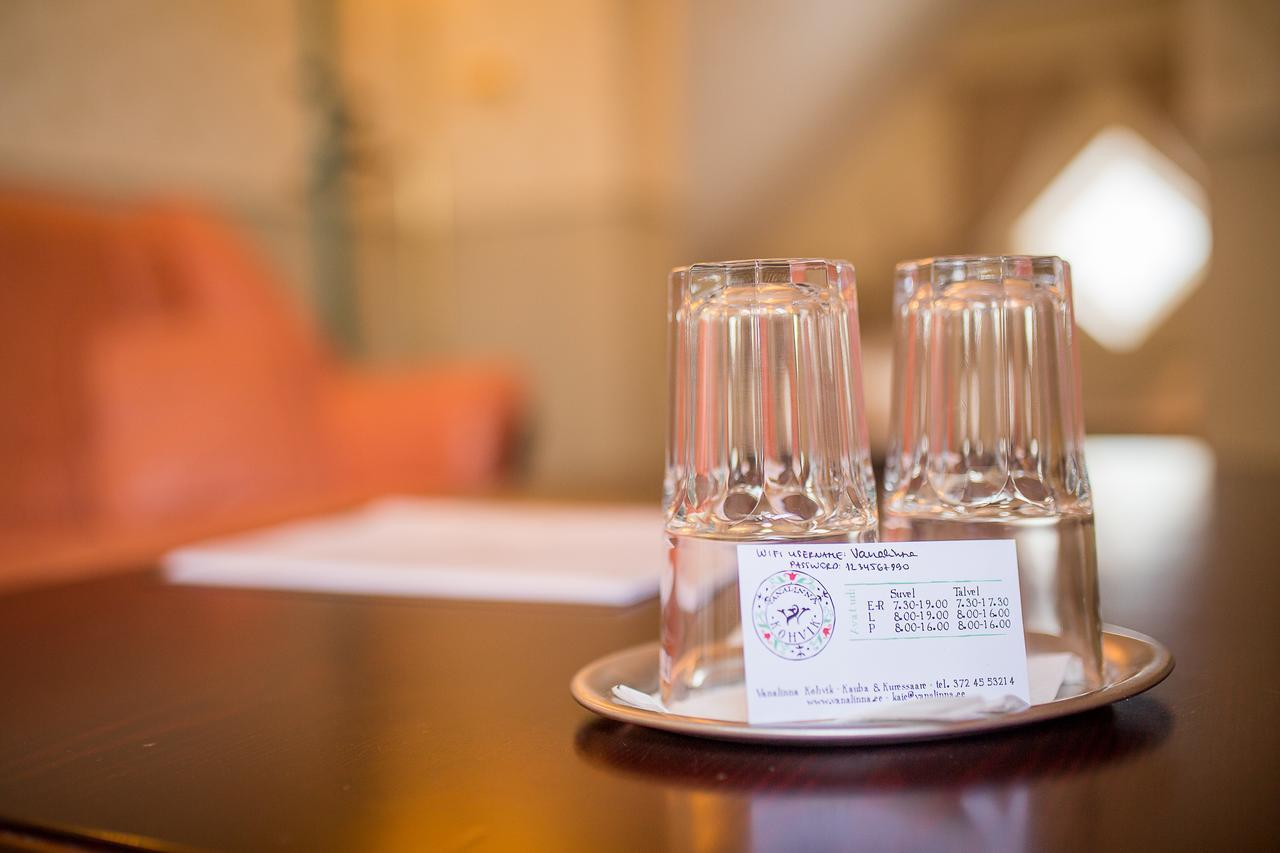 Vanalinna Boutique Hotel Kuressaare Bagian luar foto